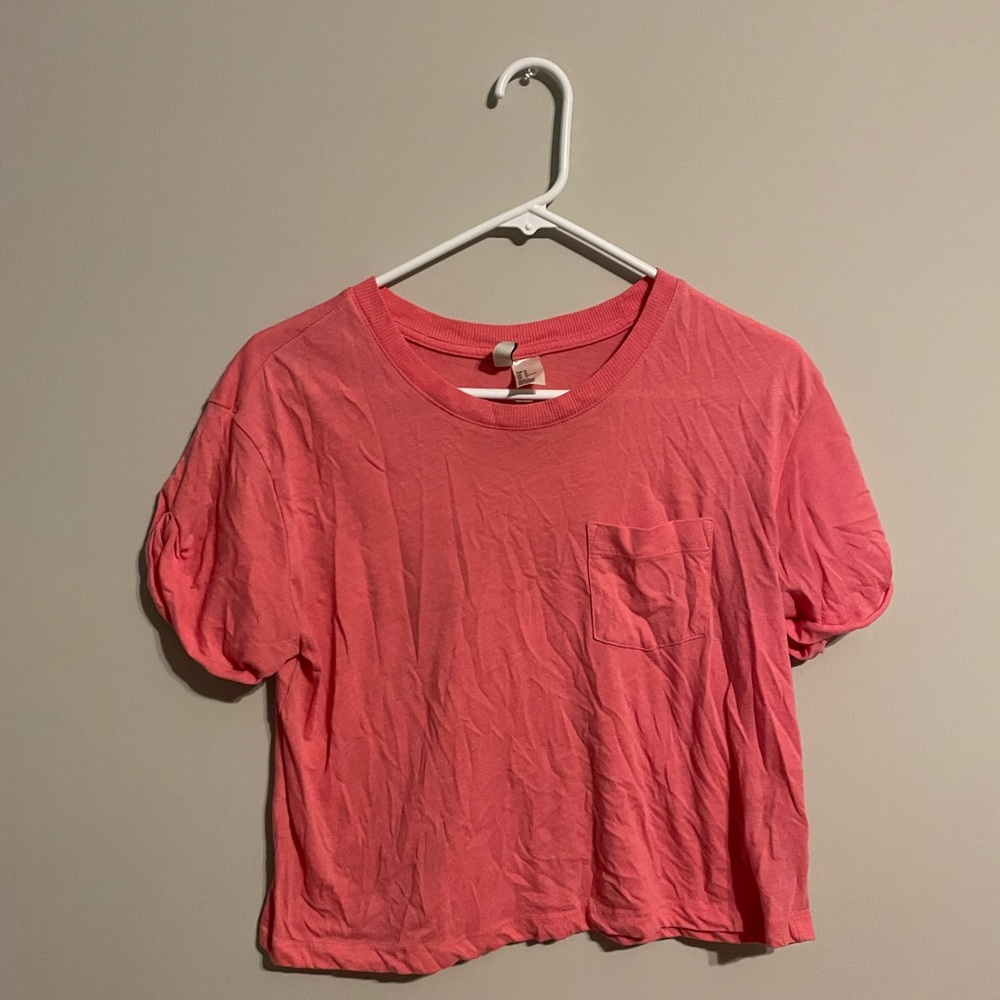Pink t-shirt